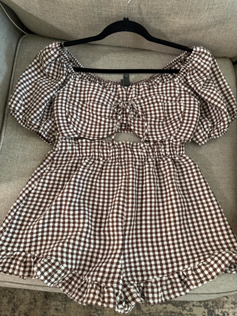 Gingham Puff-Sleeve Two Piece set in Brown and White